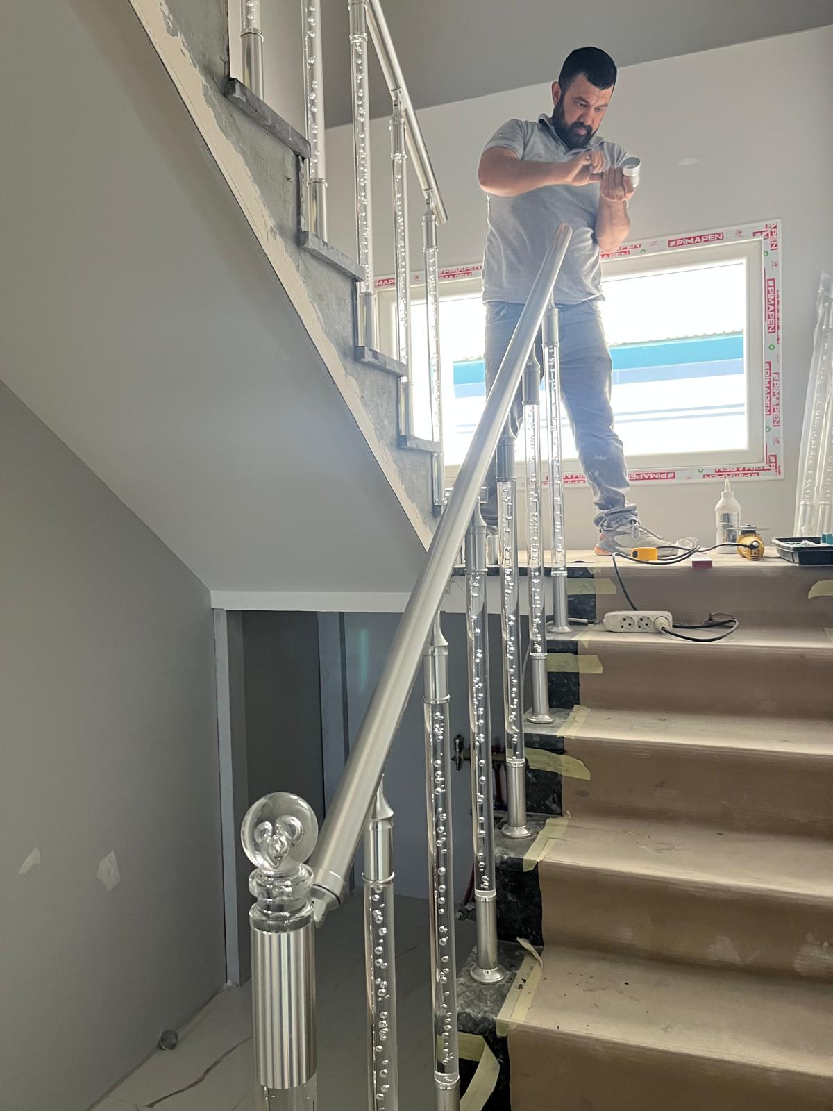 Merdiven pleksi korkuluk 16